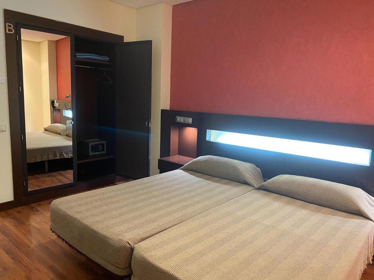 Hotel La Cantuena (Adults Only) ฟูเอนลาบราดา ภายนอก รูปภาพ